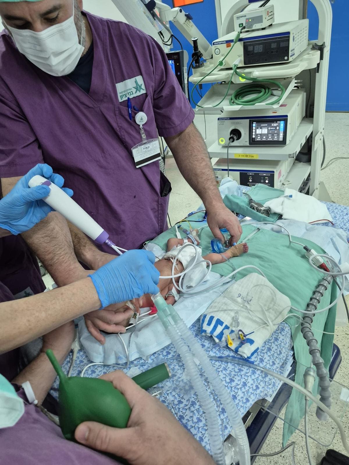 חייו של הפג ניצלו בניתוח מורכב (צילום: ביה