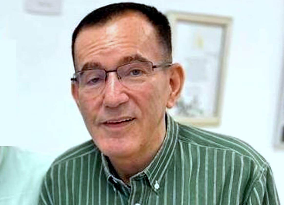 אבל בדלית אל כרמל: העיתונאי ואיש התקשורת רפי חסון הלך לעולמו (צילום: אלבום פרטי).