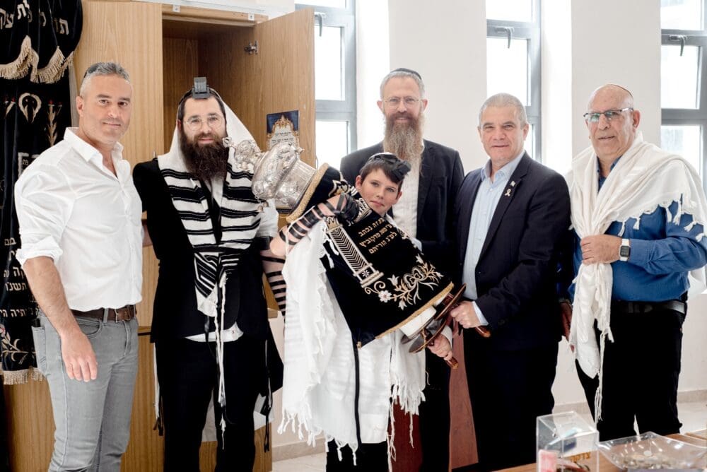 פיט הרקין עלה לתורה (צילום: אנה לביא, "אנהל'ה – צילום עם רגש")