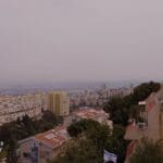 אובך בחיפה – מזג אוויר הפכפך (צילום :נירית קופל וונדרמן)