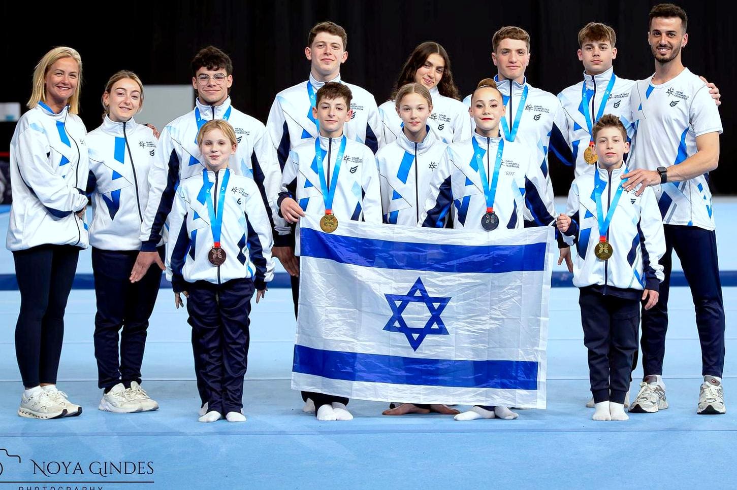 פסח שמח: 