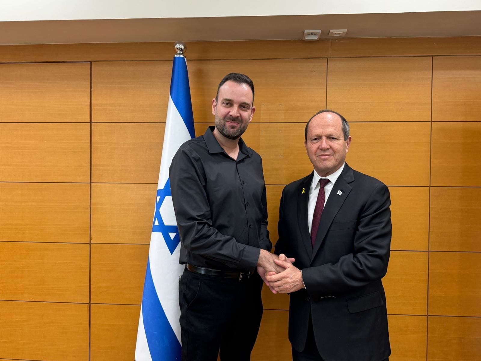 שר הכלכלה והתעשייה וניר ברקת ועו