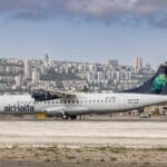 מטוס נוסעים של אייר חיפה Air Haifa בשדה התעופה של חיפה (צילום: אנתוני הרשקו)