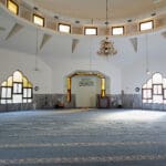 מסגד העדה האחמדית בשכונת כבאביר (צילום :שרון לייבל)