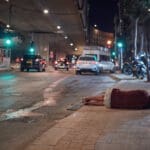 חסר בית הומלס ברחוב לוינסקי מתחת לתחנה המרכזית תל אביב (צילום: שרון לייבל)