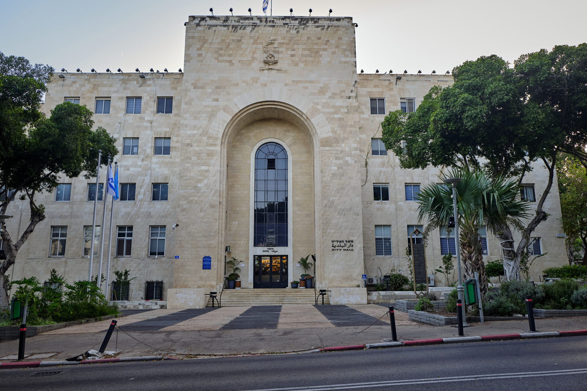 בניין עיריית חיפה (צילום: שרון לייבל)