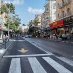 רחוב הרצל וחנויות הסטוק (צילום: שרון לייבל)