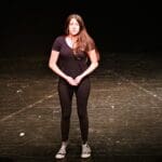 תיכון "רעות לאמנויות", ערב מחזמר – שירה: גאיה הישג (צילום: רחלי אורבך)