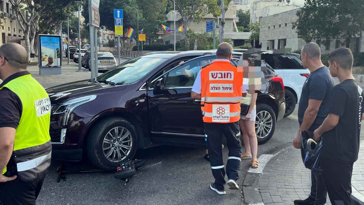 תאונה בחיפה - נער כבן 13 שרכב על קורקניט ונפגע מרכב 16/6/25 (צילום: איחוד הצלה)