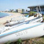 סירות דיג בחוף בת גלים (צילום: שרון לייבל)