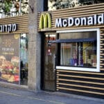 מקדונלד׳ס בית הקרנות הדר (צילום: שרון לייבל)