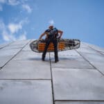 לוחם אש בחילוץ מיוחד מגובה – אילוסטרציה (צילום: שרון לייבל)