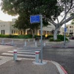 רחוב ברוולד בהדר ומשרד מבקר המדינה בחיפה (צילום: שרון לייבל)