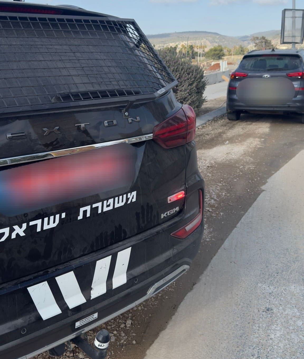 רכב שנעצר במחסום משטרתי (צילום: משטרת ישראל)