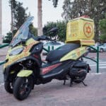 מגן דוד אדום, מד"א, חולה, חולים, מחלה, איחוד הצלה, הצלה, אמבולנס, חובש, פראמדיק, מתנדב, לב, התמוטט, שבץ, התקף, חירום, רפואה, עזרה ראשונה, פינוי, רפואי, חבישה, החייאה, דפיברילטור, רופא, רפואה, תרופות, אלונקה, תאונה, נט״ן, טיפול נמרץ, קטנוע, שכונה, שכונות, כונן, כוננות, מהיר, 101