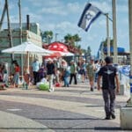 יס״ח, סיור, פקח, פקחים, אכיפה, שיטור, דו״ח, קנס, חופש, חוף, שמש, חול, גלים, מים, שלווה, רוגע, כיף, אופק, שקיעה, בריזה, סירה, שחייה, שיזוף, משחק, ילדים, צדפים, שקט, מרחב, טורקיז, דג, צלילה, שנורקל, גלשן, גלישה, קייט סרפ, סאפ, ספורט ימי, כדורעף חופים, טיילת, נופש, התרעננות, חתירה, מציל, הצלה, צולל, גולש, משתזף, משתזפת, משתזפים, שרב, חמסין, ארטיק, כפכפים, מדוזות, גל, מצופים, מצוף, טובע, טביעה, סערה, מערבולת, מערבולות, גאות,  טבע, כיסא נוח, מיצגים בחול, חול, פיסול, פסלֿ, ארמונות, ארמון, ילדים, הורים