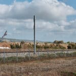 חיפה דרום, כניסה, עמוד, חשמל, חשמול רכבות, תשתית, תשתיות, רכבת ישראל, כביש החוף, כביש 2, סכנה, איכות חיים, גישה לחוף, גישה, ים, תושבי, תושבים, ממשלה, משרד התחבורה, פיתוח, מפרץ , טירת כרמל, רכבת, רכבות, פסי רכבת, מסילה, מסילת, מאבק, עירייה, עיריה , עינת קליש, יונה יהב, עיריית חיפה