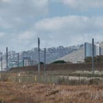 חיפה דרום, כניסה, עמוד, חשמל, חשמול רכבות, תשתית, תשתיות, רכבת ישראל, כביש החוף, כביש 2, סכנה, איכות חיים, גישה לחוף, גישה, ים, תושבי, תושבים, ממשלה, משרד התחבורה, פיתוח, מפרץ , טירת כרמל,  רכבת, רכבות, פסי רכבת, מסילה, מסילת, מאבק, עירייה, עיריה , עינת קליש, יונה יהב, עיריית חיפה