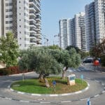 שכונה חדשה, צל, הצללה, שמש, חום, אדריכלות, אכלוס, אזורי מסחר, אזורי תעסוקה, אזורי יוקרה, איכות הסביבה, בנייה ירוקה, בנייה, בניינים גבוהים, בניינים חדשים, בנייה מודרנית, בנייה חדשה, בנייה לגובה, בינוי, בינוי פינוי, ג'נטריפיקציה, גורד שחקים, דירות, הגדלת צפיפות, התחדשות עירונית, ותיקים, חידוש פני העיר, חיפה, ישן מול חדש, יזם, יזמות, כבישים, מגורים, מבנים, מבנים גבוהים, מגדלי מגורים, מגדלים, מגדלים בחיפה, מגדלים חדשים, נדל"ן, נגישות, סביבה עירונית, עולים חדשים, עיר, עירייה, עליית ערך הנכסים, פיתוח, פיתוח עירוני, פינוי, פינוי בינוי, צמיחה דמוגרפית, קבלן, רמת הנשיא, רמת חיים, שיפוץ, שדרוג, שכונות חדשות, תושבים חדשים, תכנון, תמ"א 38, תחבורה ציבורית, תיקון, תשתיות, חידוש, רב קומות