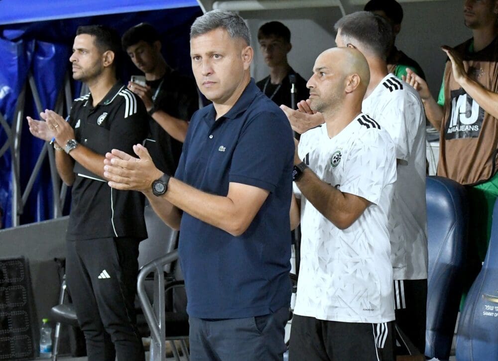 נראתה רע מאוד: מכבי חיפה הפסידה בבית 2:0 לבני ריינה (צילום: יוסף (ג'ו) הירש).