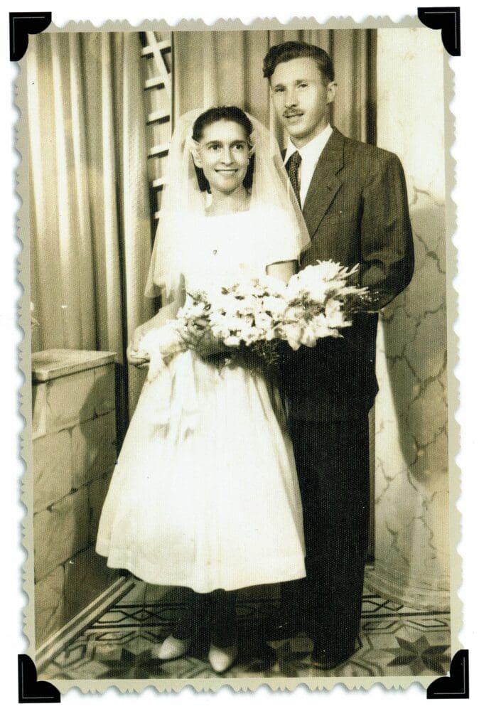 צבי ומרים ביום חתונתם, אוגוסט 1958