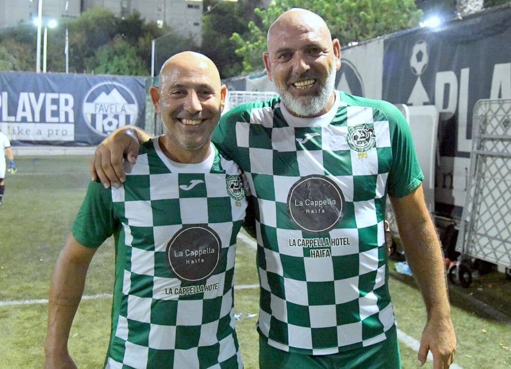 מרגש: אגדות מכבי חיפה הצדיעו לפצועי צה"ל מ"אחים לחיים" (צילום: יוסף (ג'ו) הירש).