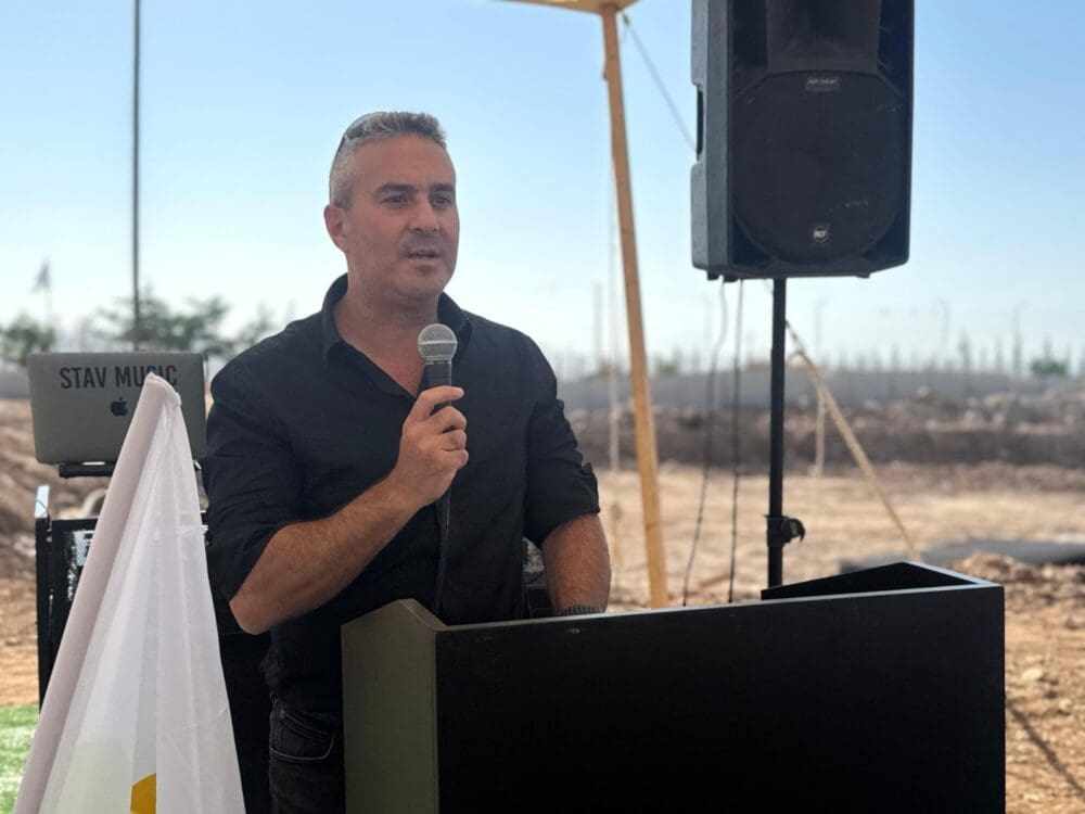 דודו כהן, ראש העיר טירת כרמל (צילום: עיריית טירת כרמל) 