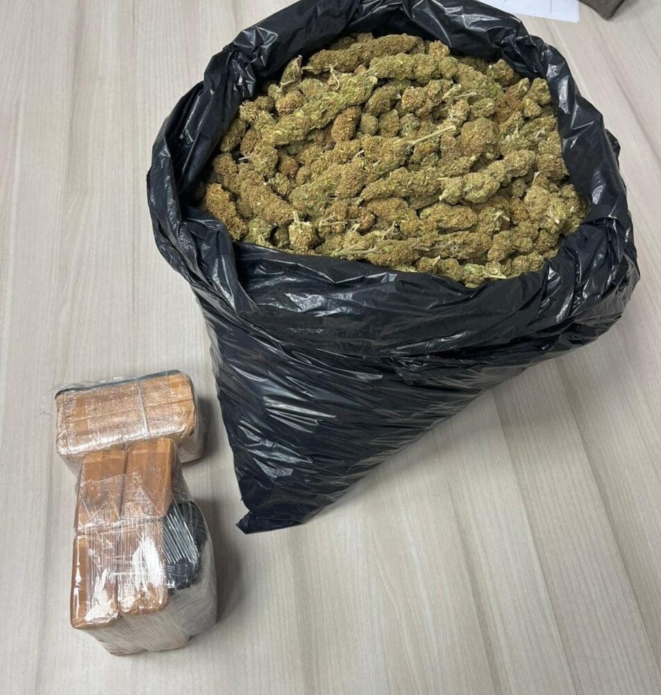 סמים ברכב בכניסה לחיפה (צילום: משטרת ישראל)
