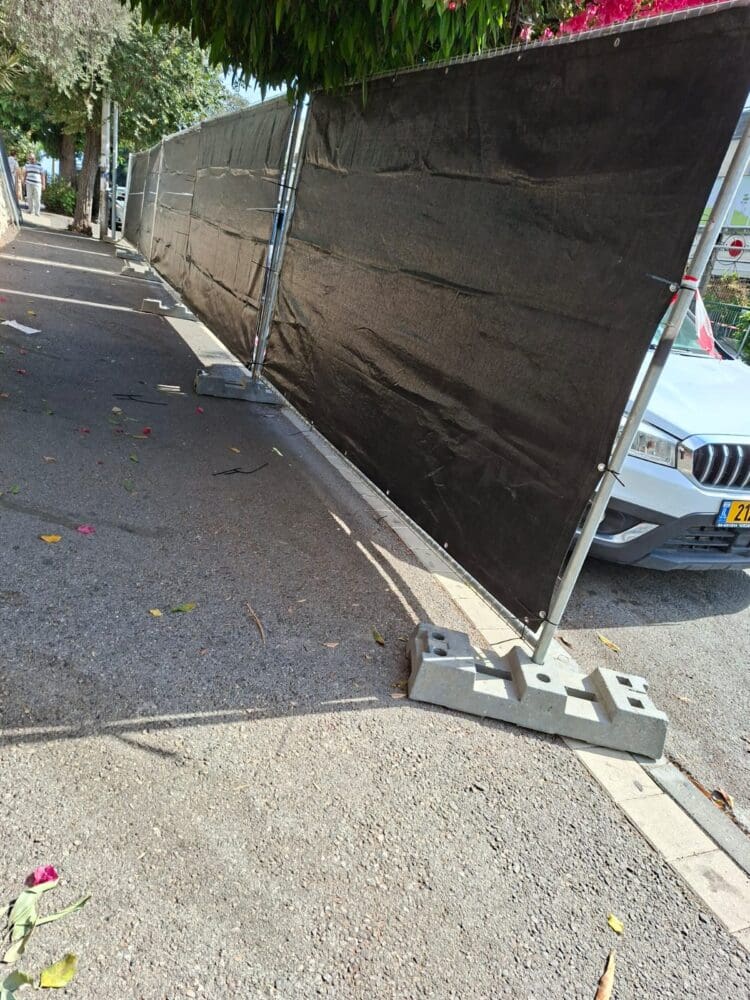 הגדרות סביב המצעד (צילום: חי פה בשטח)