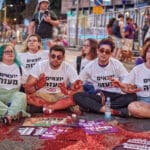 מצעד גאווה, מצעד הגאווה, גאווה, קהילה גאה, מצעד שוויון, זכויות להט"ב, קהילת הלהט"ב, דגלי גאווה, צבעי הקשת, חופש אהבה, שוויון זכויות, קהל מגוון, חגיגת גאווה, רחובות חיפה, מצעד בעיר, אהבה שוויון חופש, גיוון קהילתי, פסטיבל גאווה, גאווה בישראל, קוויר, LGBTQ