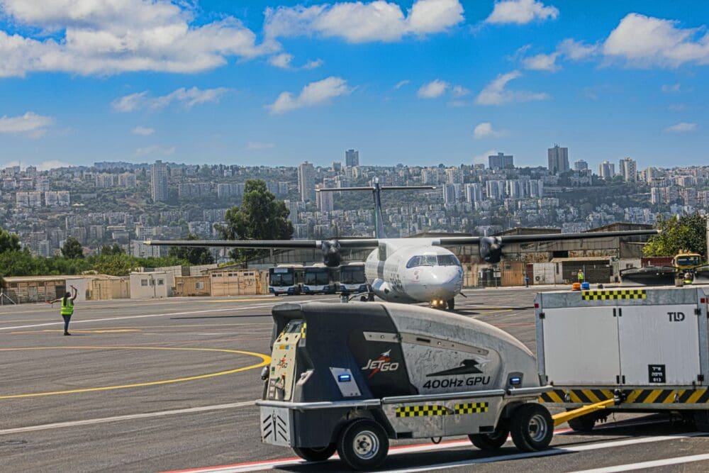 רחבת A בנמל התעופה חיפה (צילום: אנתוני הרשקו)