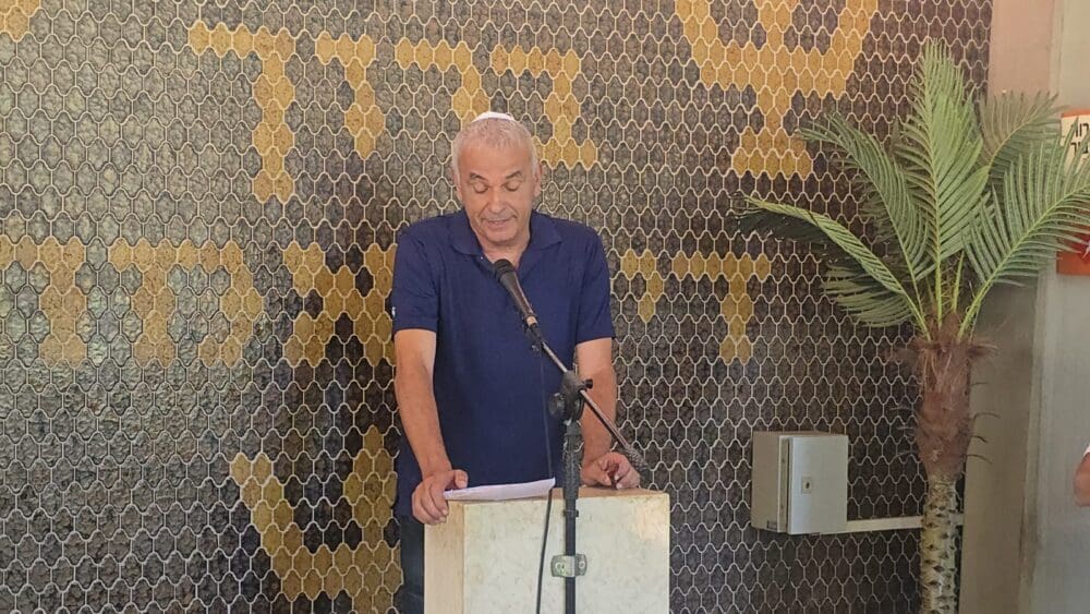 משה רן ז"ל בדרכו האחרונה (צילום: אדיר יזירף)