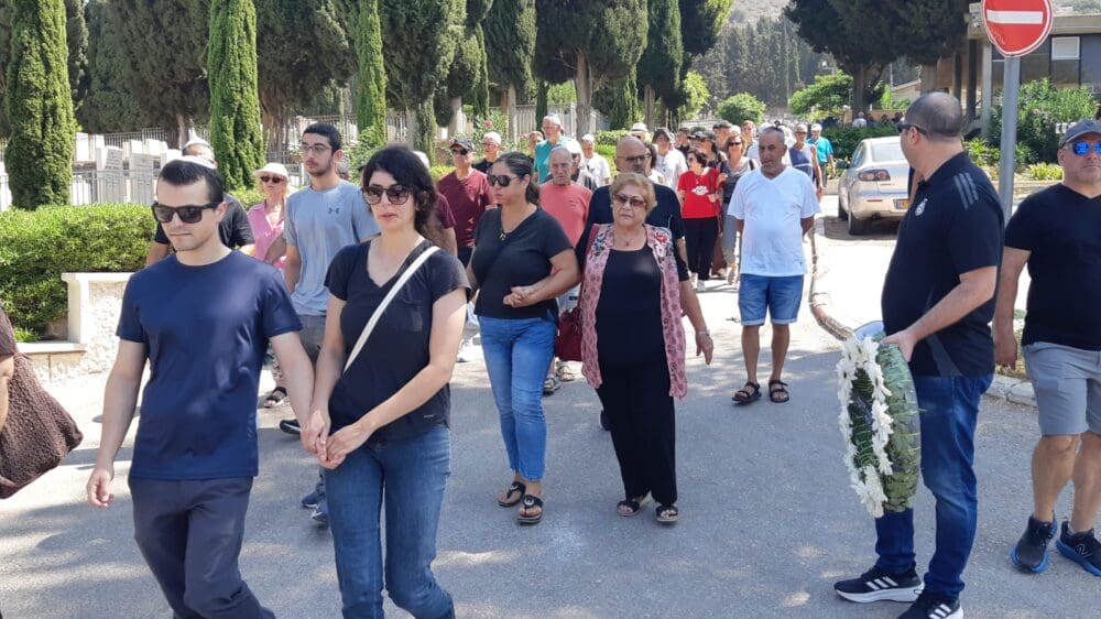 משה רן ז"ל בדרכו האחרונה (צילום: יוסף (ג'ו) הירש)