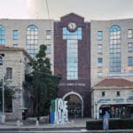 קניון סיטי סנטר במושבה הגרמנית (צילום: שרון לייבל)