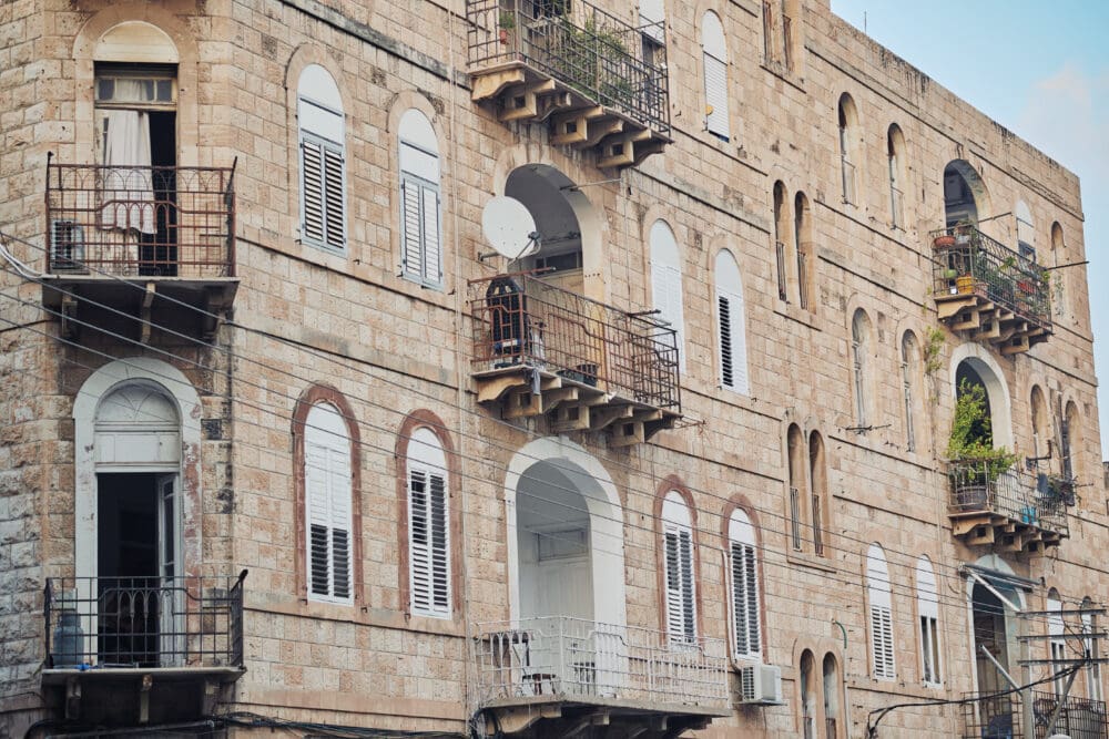 בניינים טמפלרים ברחוב יפו (צילום: שרון לייבל)
