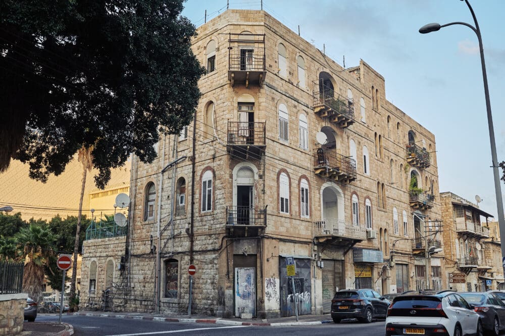 בניינים טמפלרים ברחוב יפו (צילום: שרון לייבל)