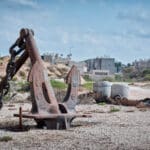 חלודה, קורוזיה, פלדה, עוגן, פינוי מכלים, חוות מכלים, מיכלים, קריית ביאליק, קריית ים, קריית חיים, טקס רשמי, תשתיות אנרגיה, אנרגיה וסביבה, קיימות, פיתוח עירוני, קהילה מקומית, חוף הים, קריית חיים מזרחית, שיקום סביבתי, סגירת מתקן תעשייתי, הסרת מכלי דלק, שיקום קרקע, איכות הסביבה, עיריית חיפה, יונה יהב, אלי כהן, חיים אביטן, עוזי לוין, אלי דוקורסקי, בופי נקש, אביהו האן, דוד אבן צור, משרד האנרגיה, אריאל קלנר, ח״כ, שר האנרגיה והתשתית, ממשלה, הסטורי, זיהום