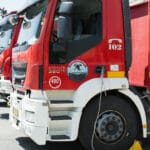כבאים, כבאות, כיבוי אש, שריפה, להבות, עשן, ציוד מגן, קסדה, מדים, צינור מים, מים, חום, סכנה, חירום, פעולה, הצלה, משאבת מים, זירה, פיח, צוות כיבוי, רכב כיבוי, חילוץ, חילוץ מגובה, חילוץ מרכב, חילוץ ממים, ציוד חילוץ, נשיאת פצועים, סנפלינג, מערכות נשימה, חדירה מבוקרת, חילוץ מיוחד, כבאות והצלה, מפגע, אשכול אש, חומרים מסוכנים, פריצה, סולם אש, זרנוק, הידרנט, מערכת גילוי אש, מערכת כיבוי אוטומטית, מניעת דליקות, בטיחות אש, חקירת שריפות, שיקום נזקי שריפה, מתנדב, תרגיל כיבוי, כוננות, אירוע רב נפגעים, אחראי בטיחות, הדרכה, רישוי עסקים, תקנות כיבוי אש, חדר בקרה, קצף כיבוי, שמיכת כיבוי, מטף כיבוי, עזרה ראשונה, פינוי, נקודת כינוס, קריסת מבנים, אש, כבאית, סולם, צוות, אורות, צופר, קורבן, פצוע, ריח, סירנה, קריסה, בטיחות