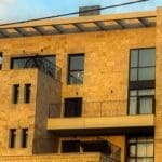 לב פתאל – לב חש – מבנה עבור משפחות חולי סרטן – בכניסה לבית החולים רמב״ם (צילום – ירון כרמי)