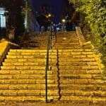 גרם מדרגות בחיפה (צילום – ירון כרמי)