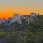 רחוב רות – שכונת כרמליה – חיפה – מבט מרחוב אופקים (צילום – ירון כרמי)