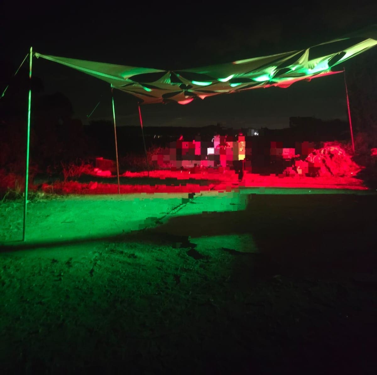 מסיבת טבע פיראטית ליד עין כרמל (צילום: משטרת ישראל)
