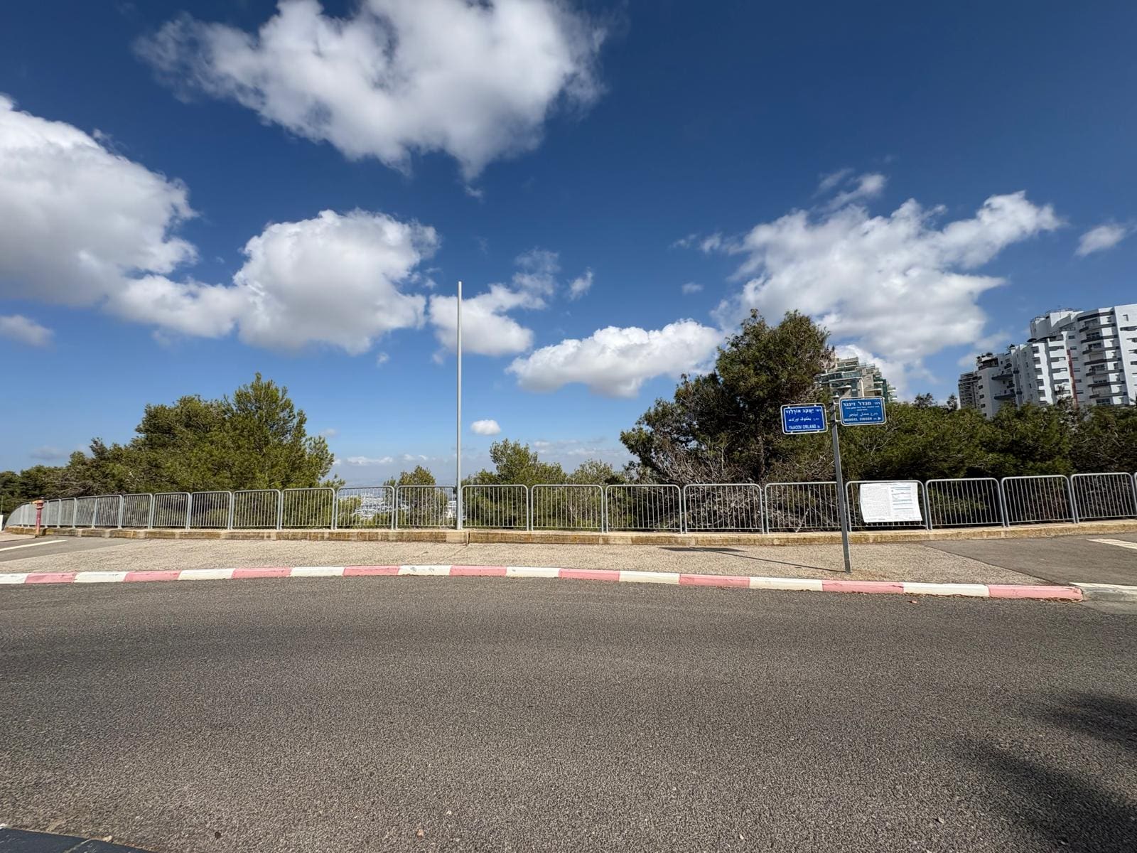 השטח עליו עתיד להיבנות הפרויקט (צילום: מיכל גרובר)