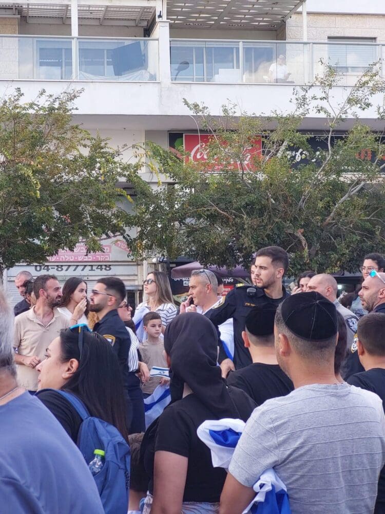 טירת כרמל מתרגשת לקראת הגעתו של מקסים הרקין