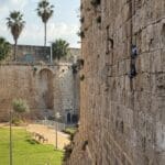 חומות העיר העתיקה – עכו (צילום: ירון כרמי)