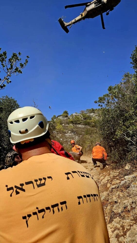 חילוץ דרמטי בכרמל (צילום: יחידת חילוץ "גליל כרמל")