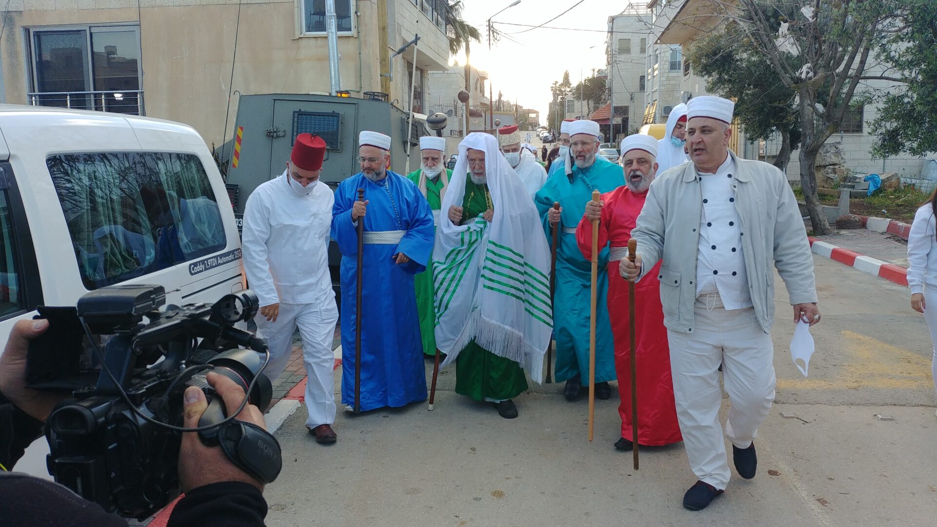 השומרונים - הבמאי משה אלפי, מביא מבט אינטימי ועמוק על עולמה של העדה השומרונית (צילום: משה אלפי)