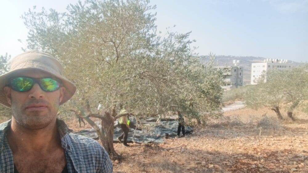 יובל, תושב חיפה, נפצע בראשו במסיק בכפר הפלסטיני בורין (צילום: אלבום אישי)