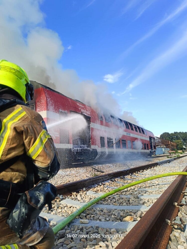 תרגיל מסכם של כבאות והצלה ורכבת ישראל (צילום: כבאות והצלה)