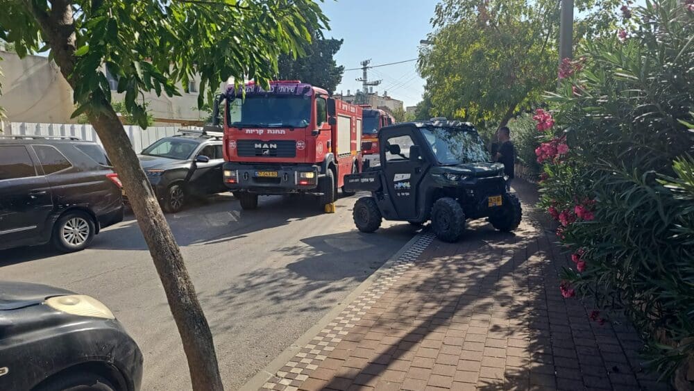 שריפה במבנה מגורים (צילום: כבאות והצלה)